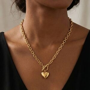 Gold Heart Pendant Necklace
